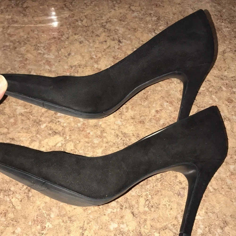 Women’s Nine West Suede Heels